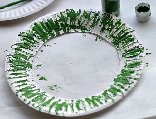 paper plate christmas crafts