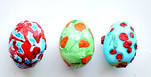 art activiites for kids with crayons and eggs easter crafts