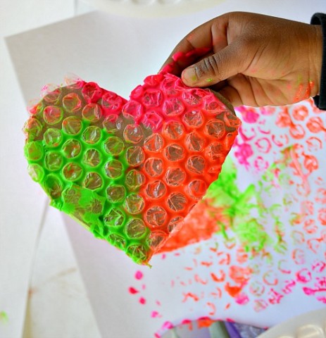 heart art with bubble wrap