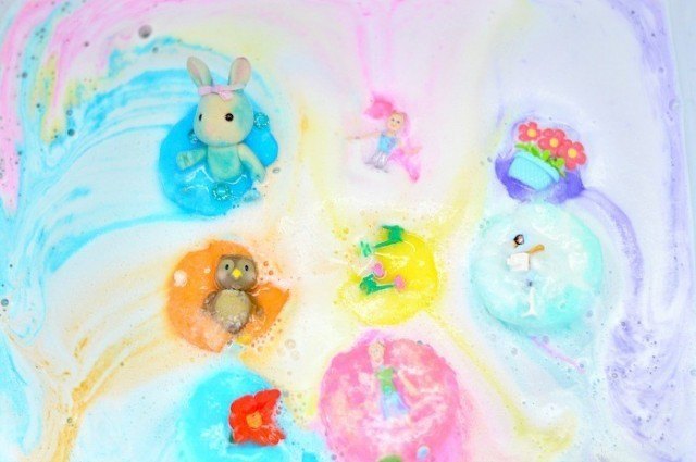 all the colors sensory play