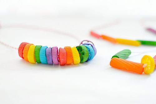 make rainbow necklaces