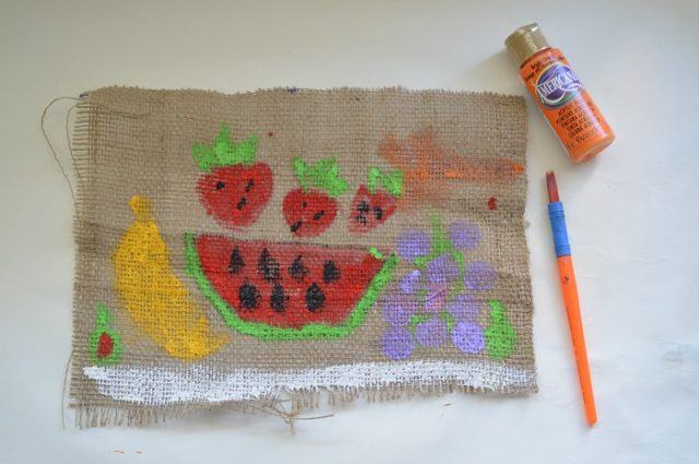 how to paint on burlap cloth