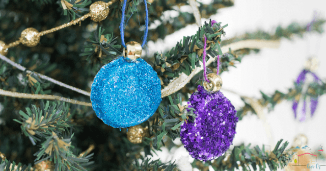Recycled Christmas Ornaments - glitter bottlecaps